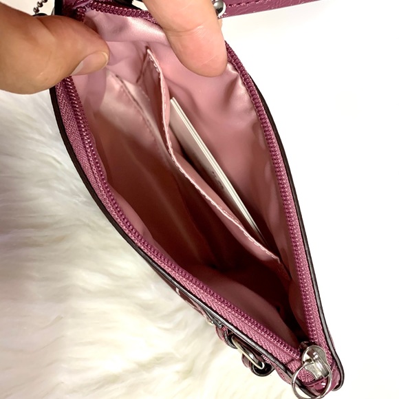 Coach hand bag - Picture 2 of 6